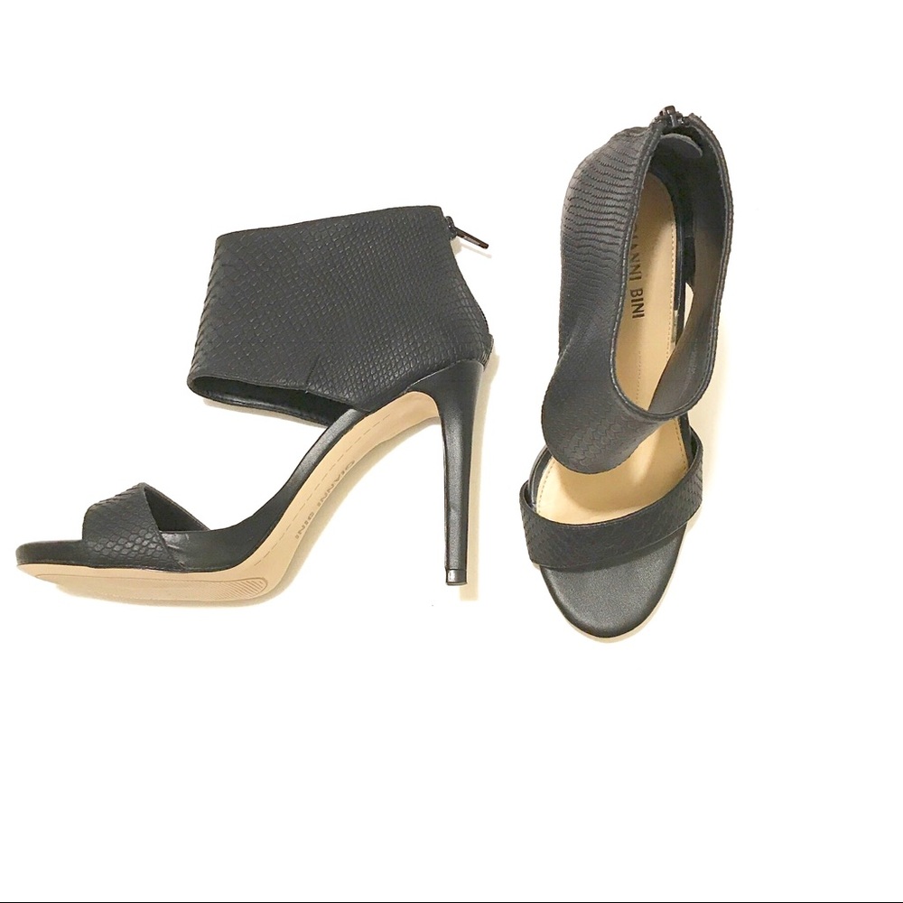 New Gianni Bini Black Genuine Leather Cuff Heels 7